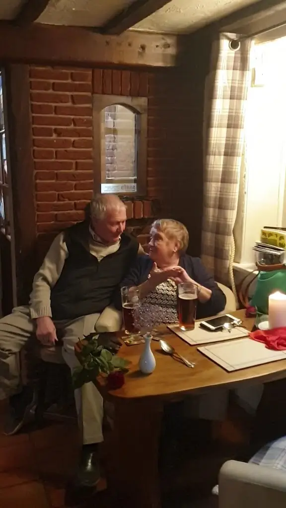 The Three Horseshoes, North Cove_Beccles_slider_image_2