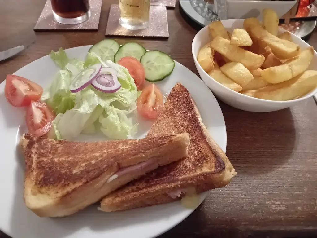 Menu_The Castle Inn Stoke Gabriel_Stoke Gabriel_image_8