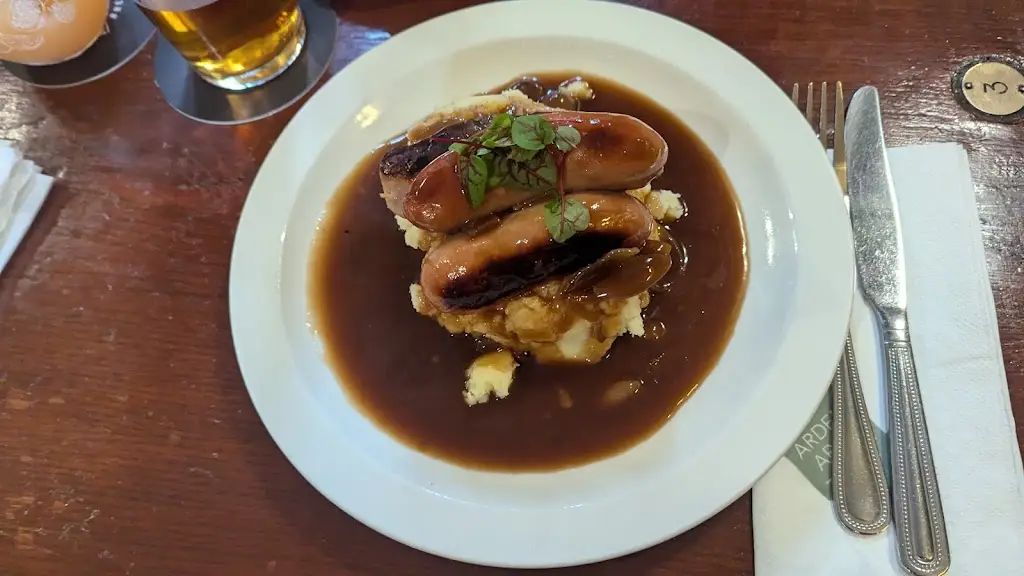 Zuzana Galosova_Arden Arms_Stockport_review