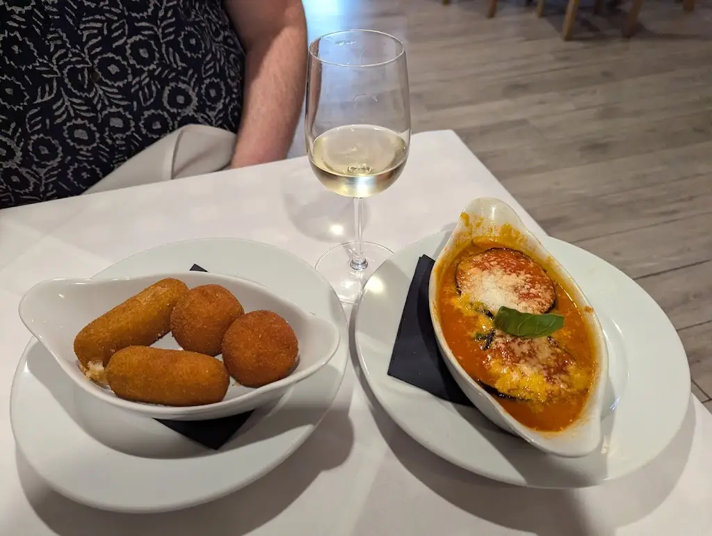 Eva Clarke_Nonna Rosa_Stockport_review