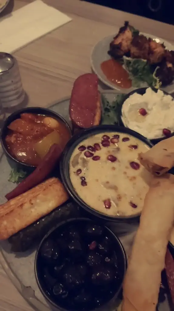 Enver's Bar and Grill_Stannington_slider_image_2