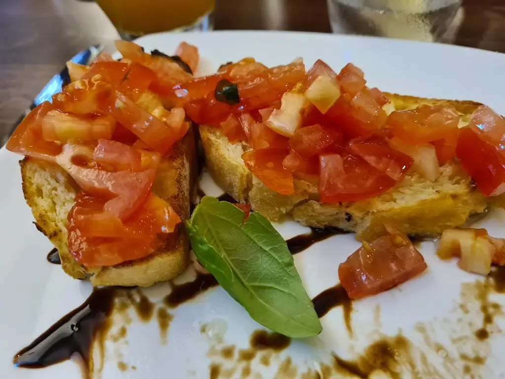 Menu_Vito's Italian Restaurant_Stannington_image_6