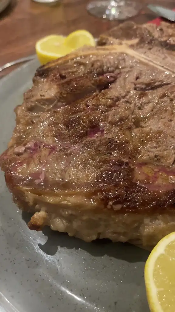 Vito's Italian Restaurant_Stannington_slider_image_2