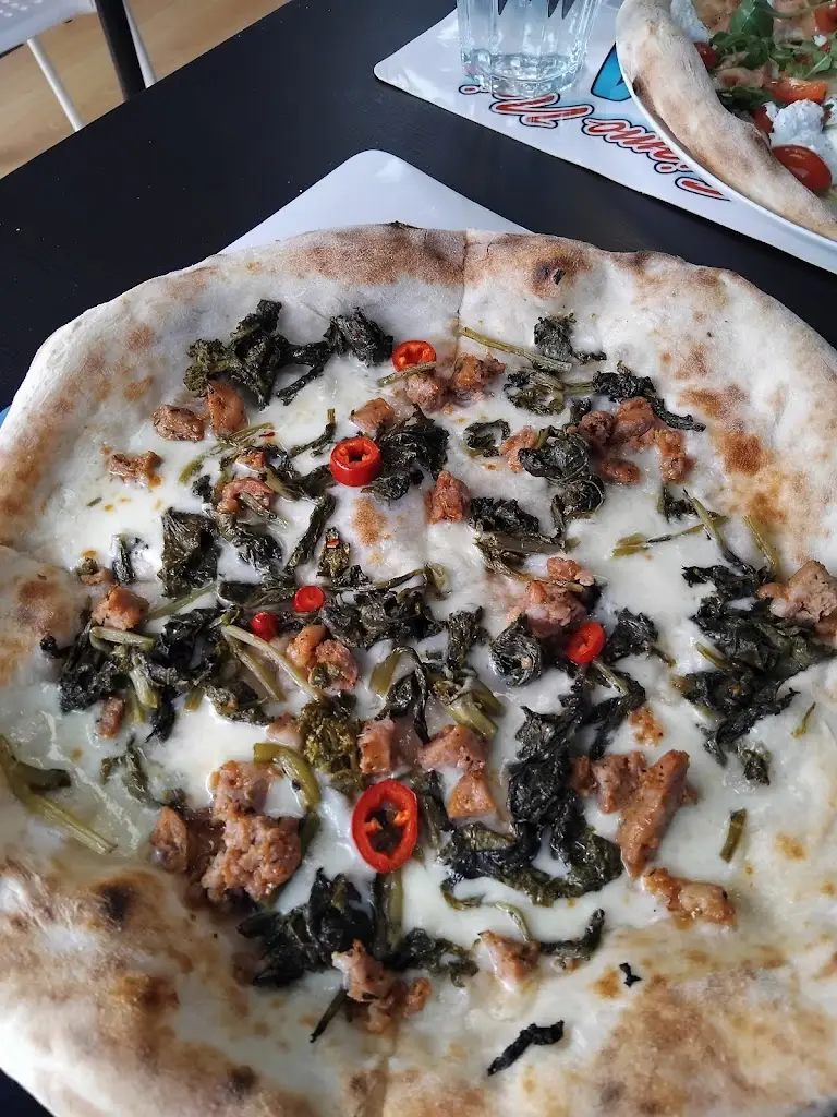 Joe Mac_Ue' Paisa'_Stannington_review