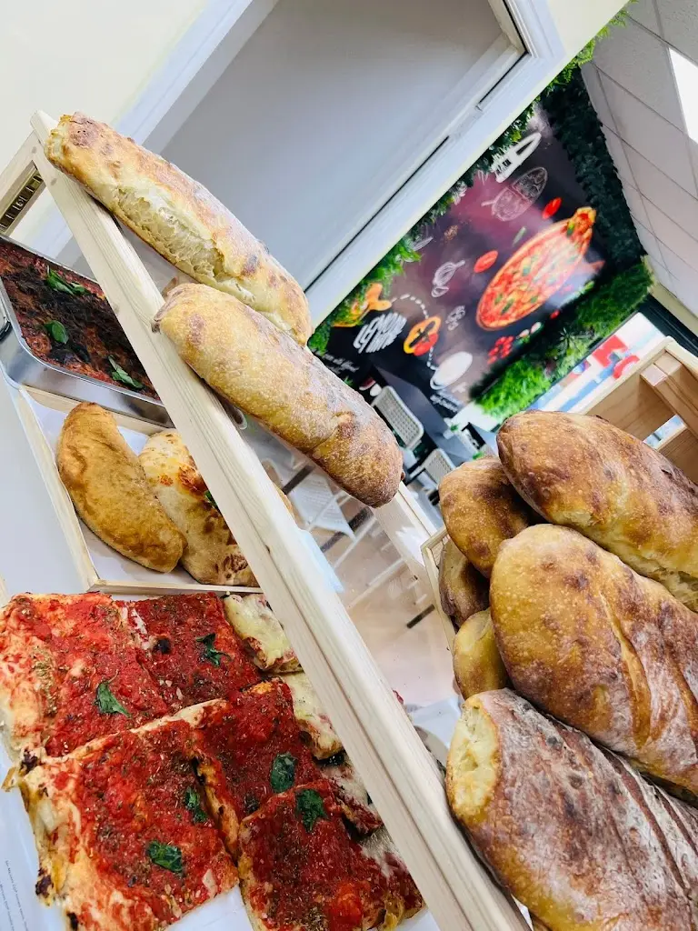 Ue' Paisa'_Stannington_slider_image_3