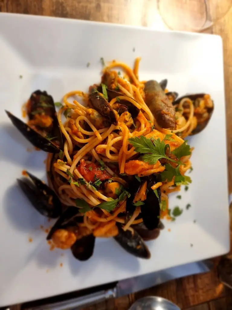 Catalin Belteu_Mamma Mia Pepe_Stannington_review