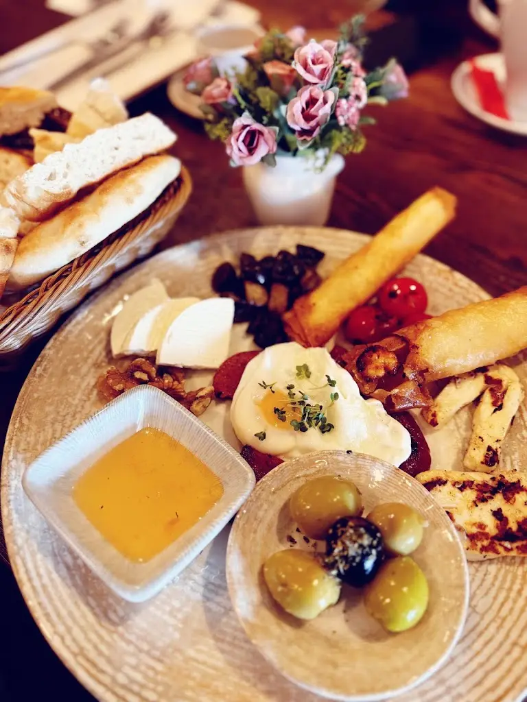 Valencia Tapas and Mediterranean Restaurant_Stannington_slider_image_2