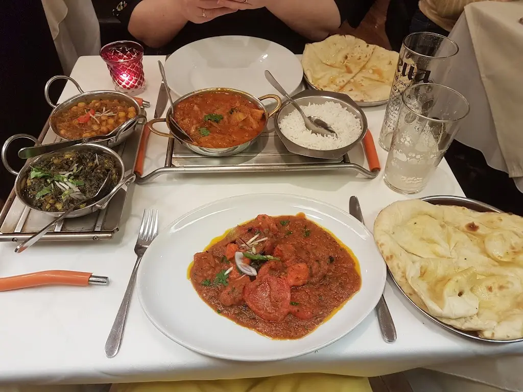 Menu_Mango Tree Restaurant_Stoke Golding_image_5