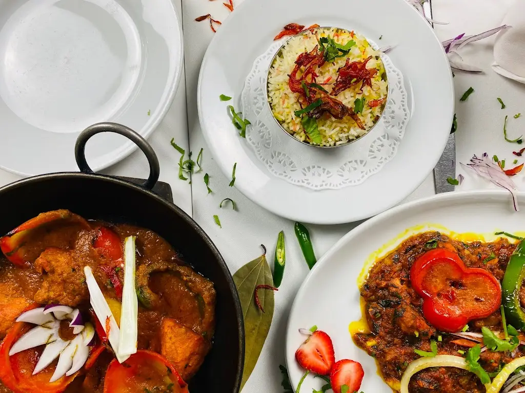 Mango Tree Restaurant_Stoke Golding_slider_image_3