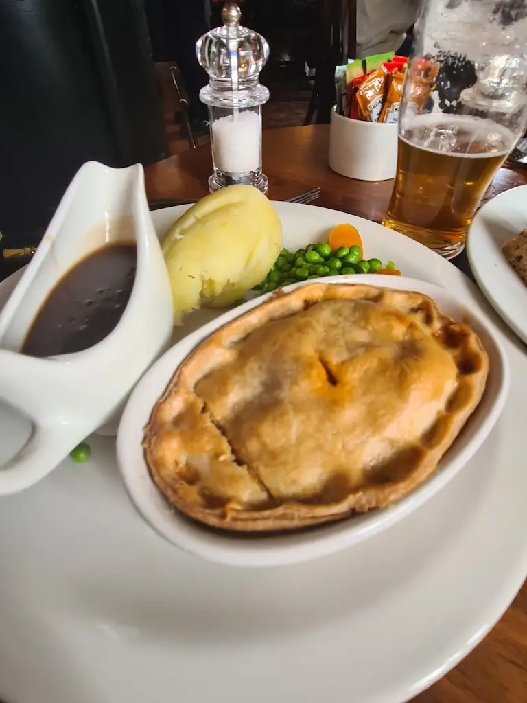 Menu_The George & Dragon_Stoke Golding_image_3