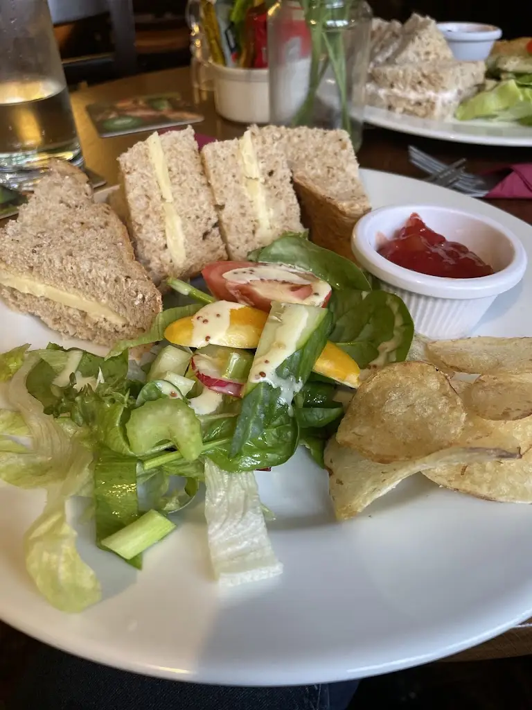 Menu_The George & Dragon_Stoke Golding_image_8