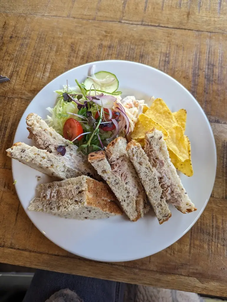 Menu_Roast & Radish_Stoke Golding_immagine_3