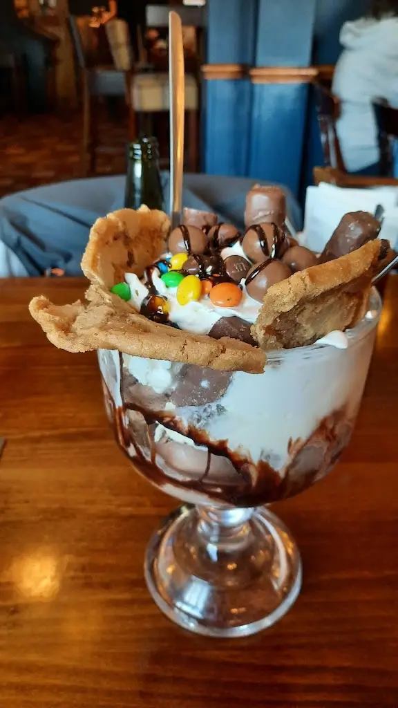 Menu_Longshoot_Stoke Golding_image_6