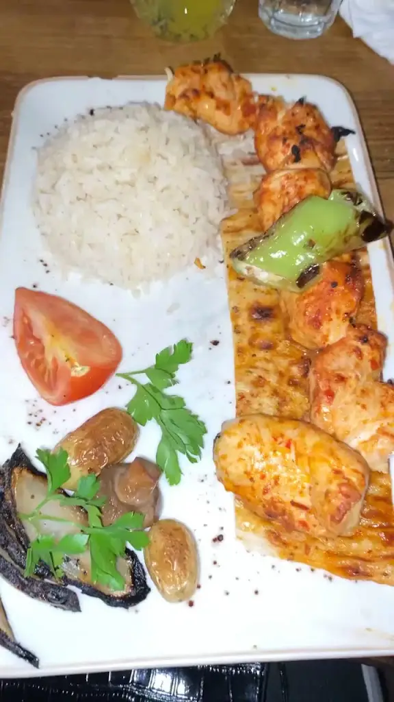 Misya meze grill_Stevenage_slider_image_2