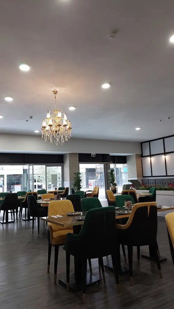 Dave Phillips_Yali Restaurant & Bar_Stevenage_reseña