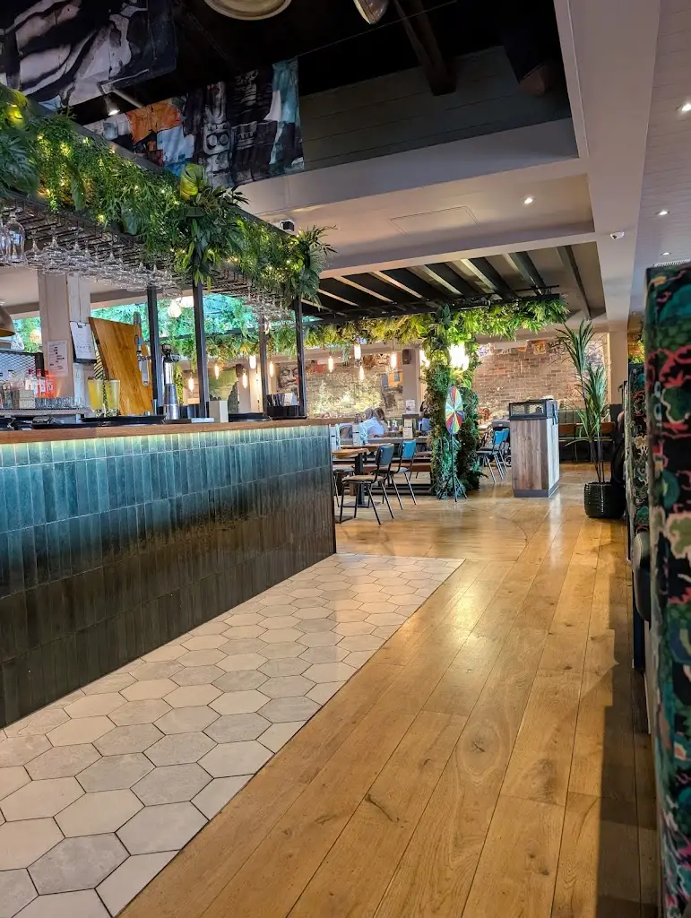 Jamie Bruton_Banana Tree Stevenage_Stevenage_recensione