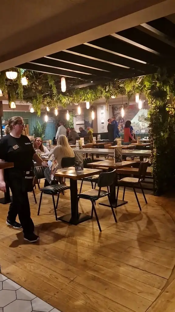 Banana Tree Stevenage_Stevenage_slider_image_2