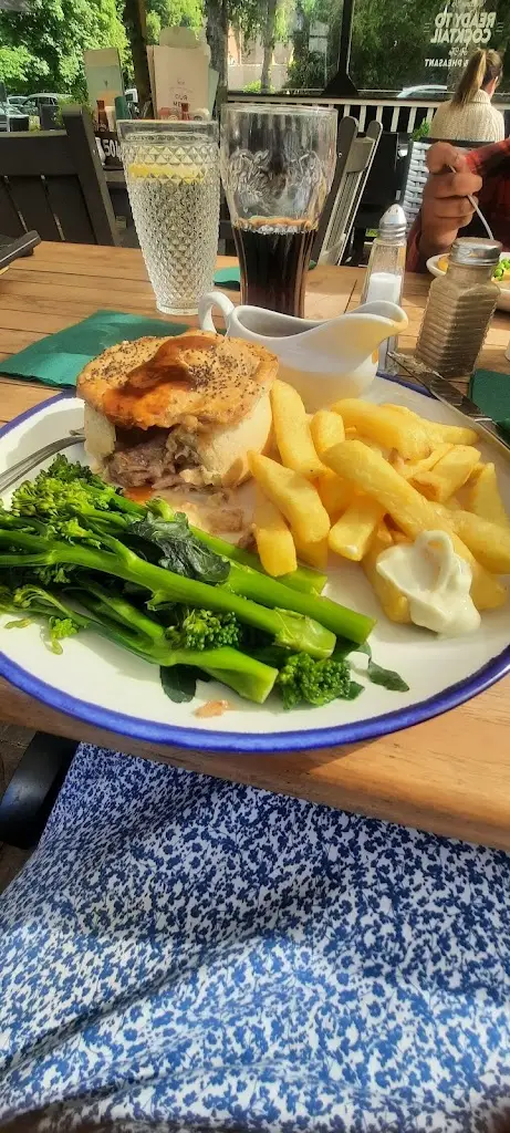 Menu_Fox & Pheasant_Stoke Poges_image_5