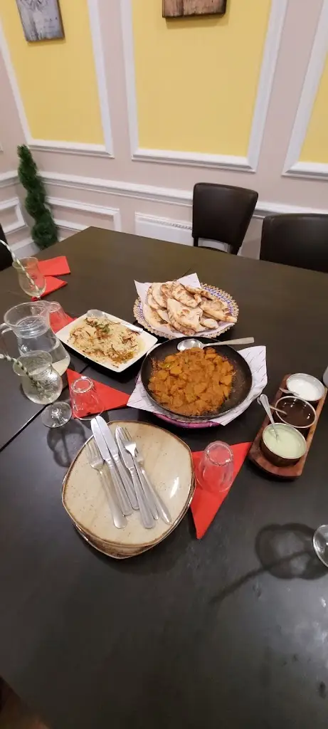 Menu_Grand Lahore_Stoke Poges_image_5