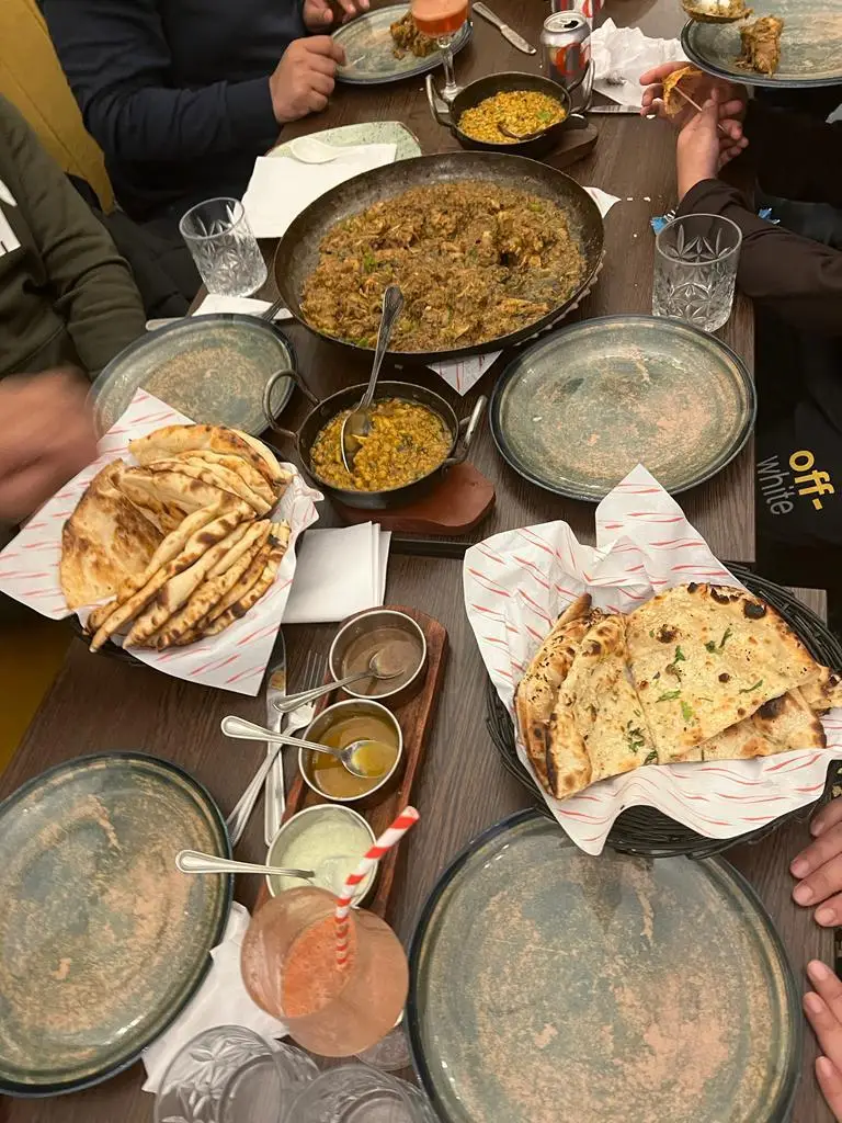 usman tariq_Grand Lahore_Stoke Poges_review