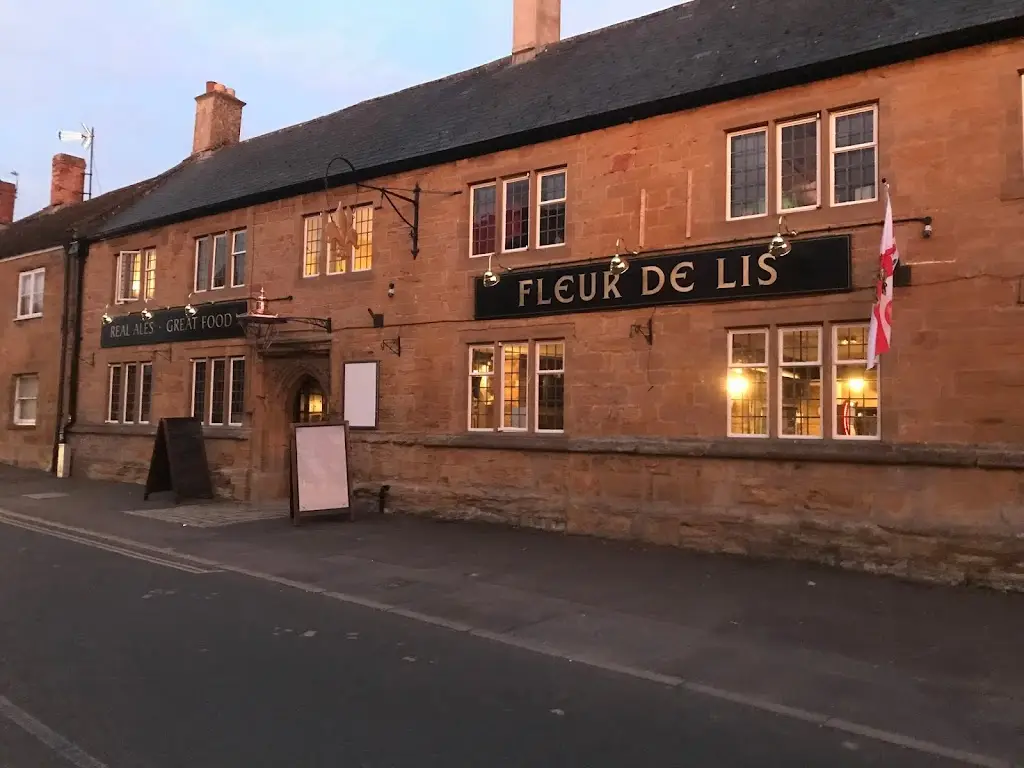 The Fleur de Lis Hotel restaurant in Stoke-sub-Hamdon