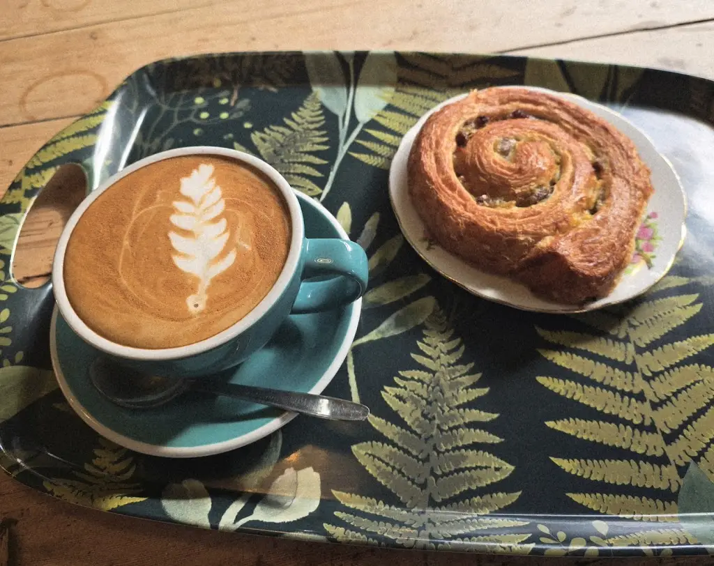 Frank's Corner Cafe_Stoke-sub-Hamdon_slider_image_3