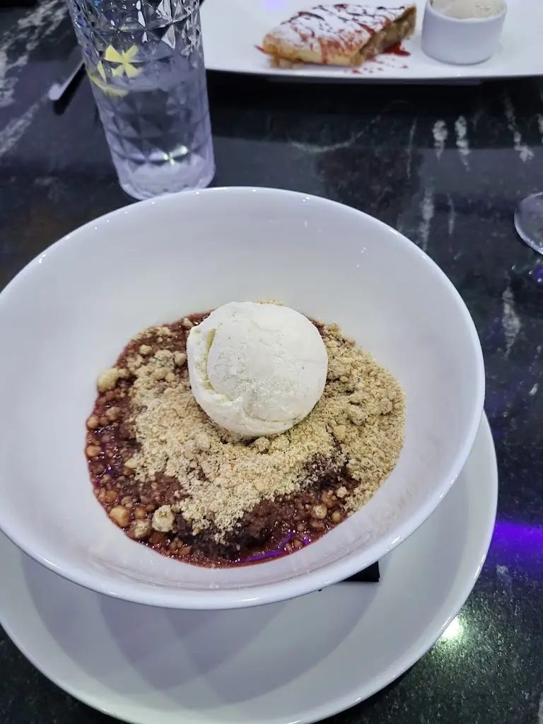 Philip Fraylich_Eleven Restaurant & Events_Stanmore_review