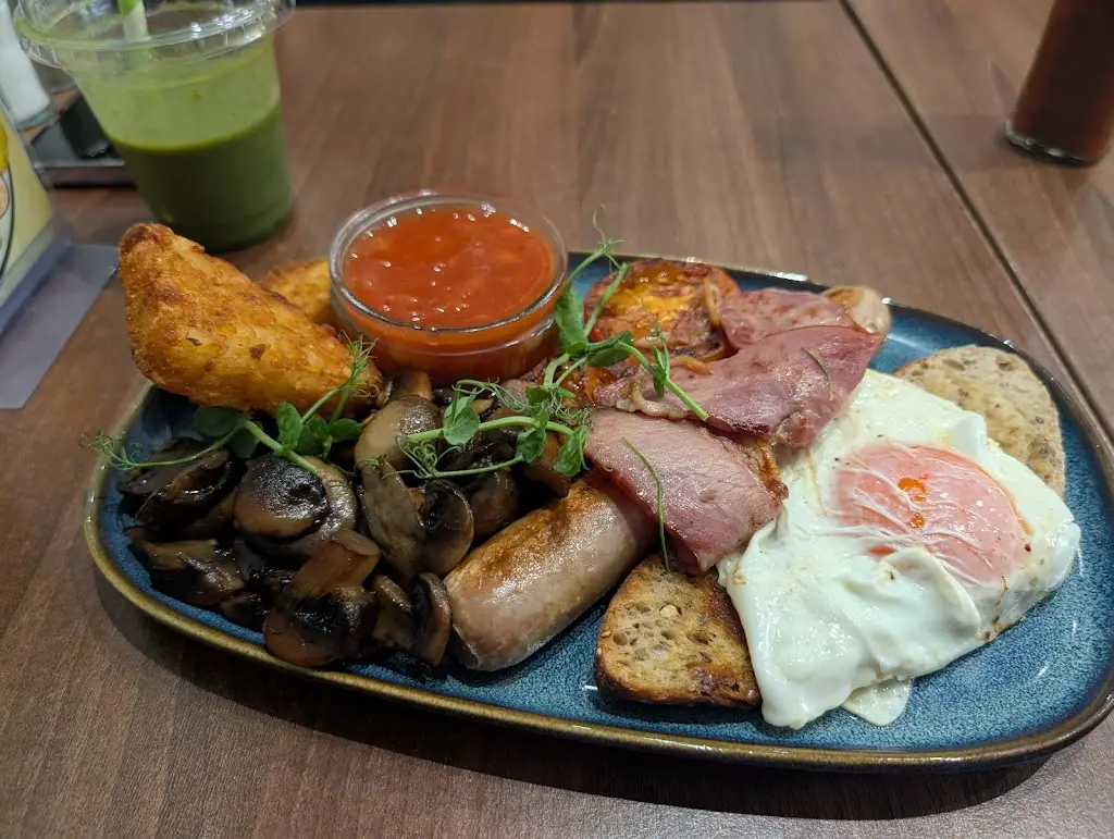 Kumail Sumar_Cafeja_Stanmore_review