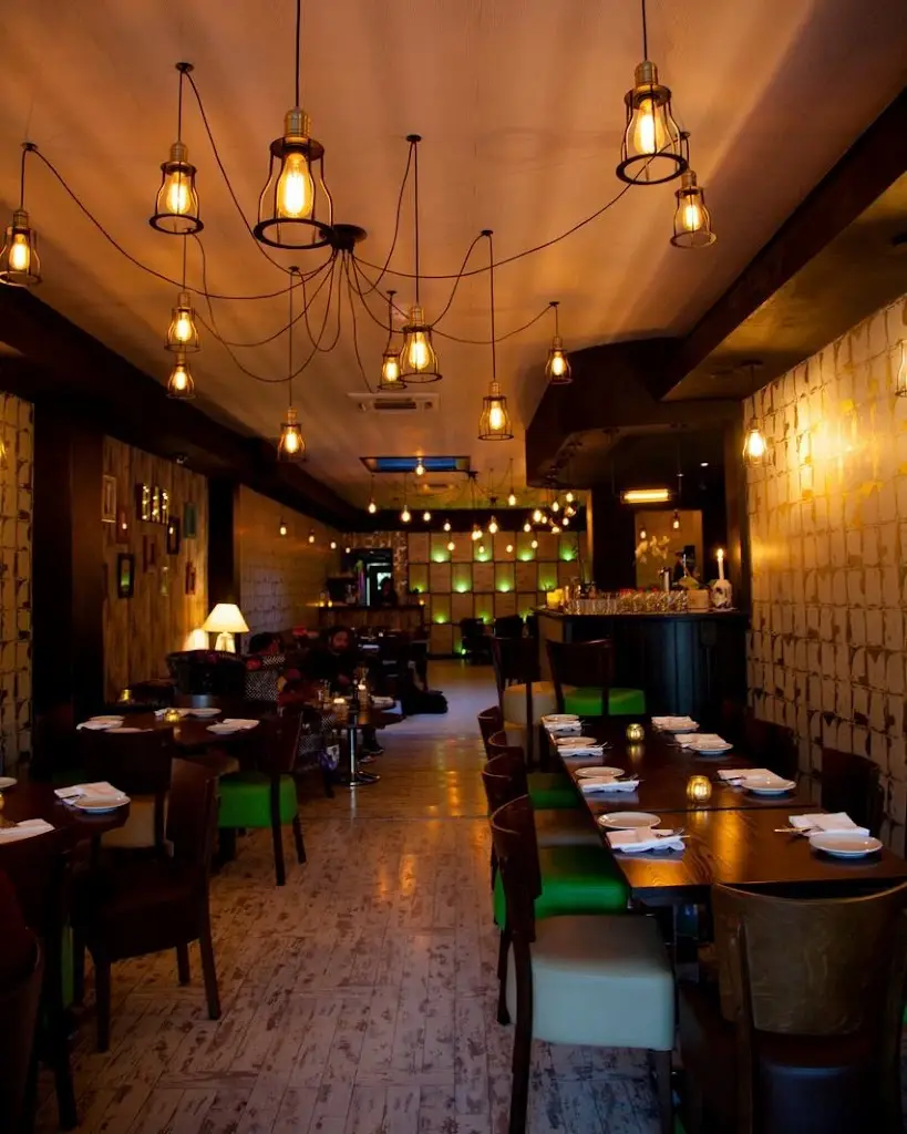 Bnova Indian Restaurant and Bar_Stanmore_slider_image_1