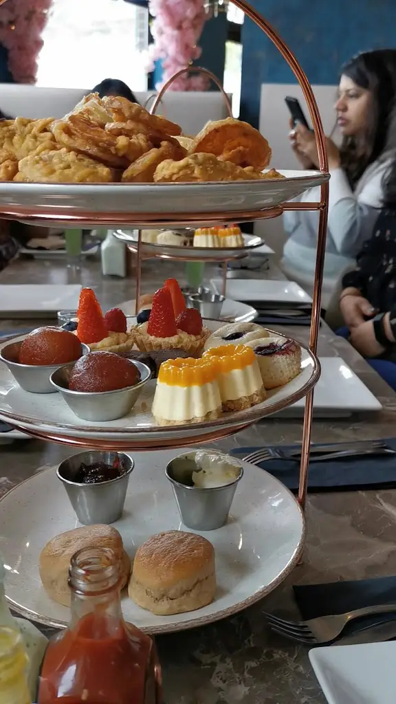 The Cardamom Club_Stanmore_slider_image_2