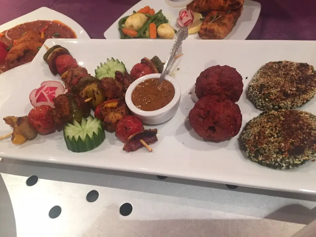 India Lodge_Stotfold_slider_image_2