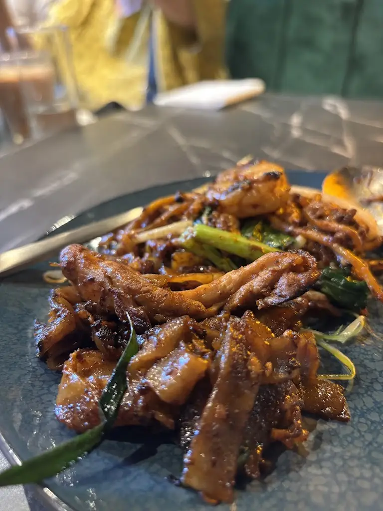 Katie Linstead_The Malay Courtyard_Stotfold_review