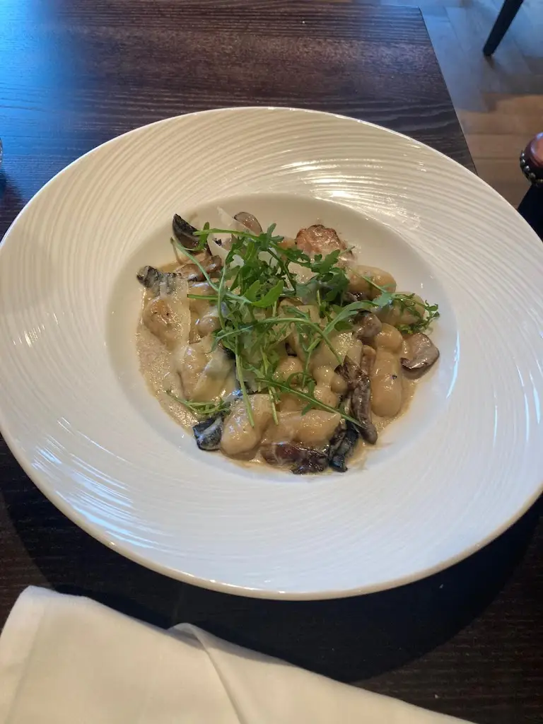 Menu_Aston’s at Wycliffe Park_Stokenchurch_image_4