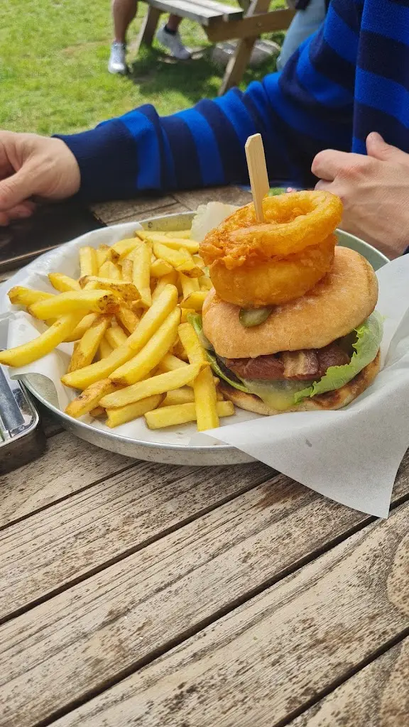 Menu_The Dashwood Roadhouse_Stokenchurch_image_9