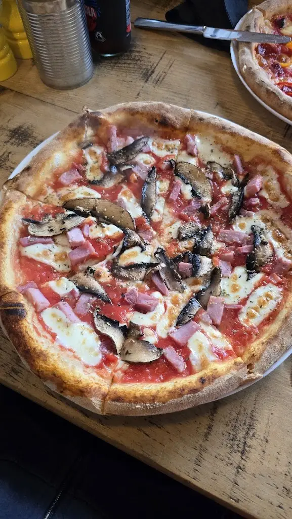 Menu_Romy's Pizza Bar_Stocksbridge_image_3