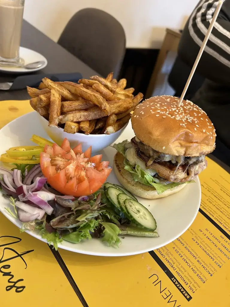 Jade Campbell_Intenso Cafe Bar_Stocksbridge_review