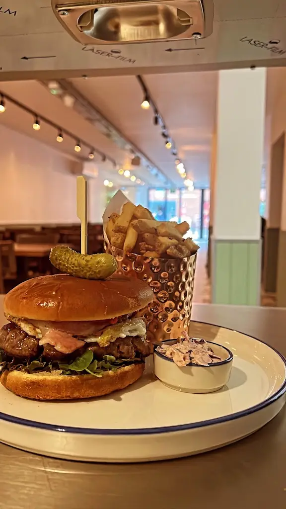 Menu_Mortimer Bistro_Stratfield Mortimer_image_9