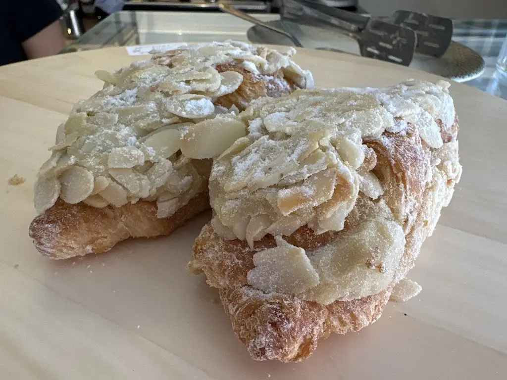 Charlotte Emily Hardick_Mortimer Bistro_Stratfield Mortimer_review