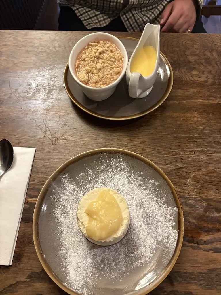 Daisy Mae Raine-Ellerker_The Ship Inn_Strensall_reseña