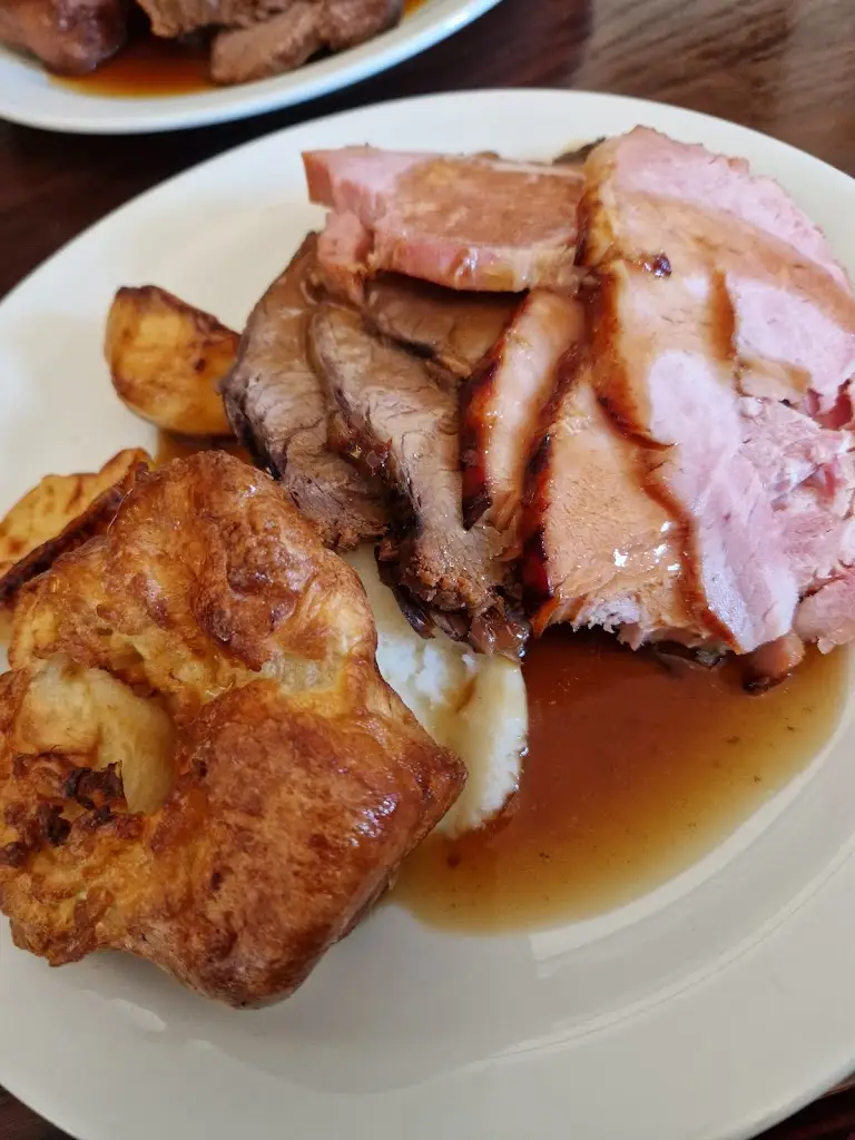 James Edwards_The Half Moon Inn_Strensall_review