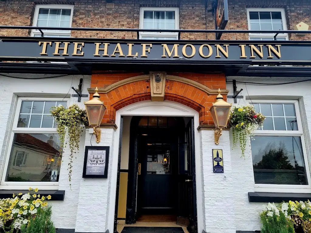 The Half Moon Inn restaurante en Strensall
