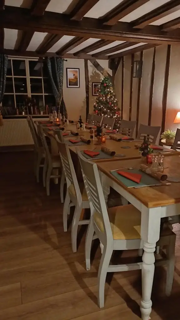 Stradbroke Ivy House restaurant in Stradbroke