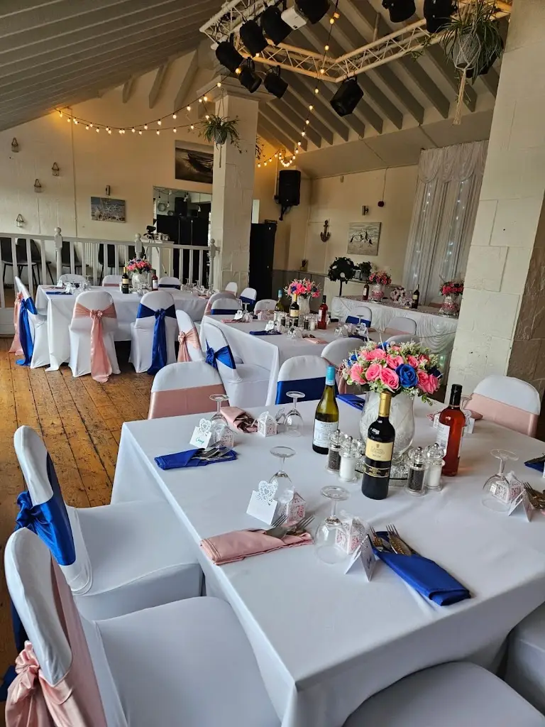 Christina Jackson_The Boat House_Strood_recensione