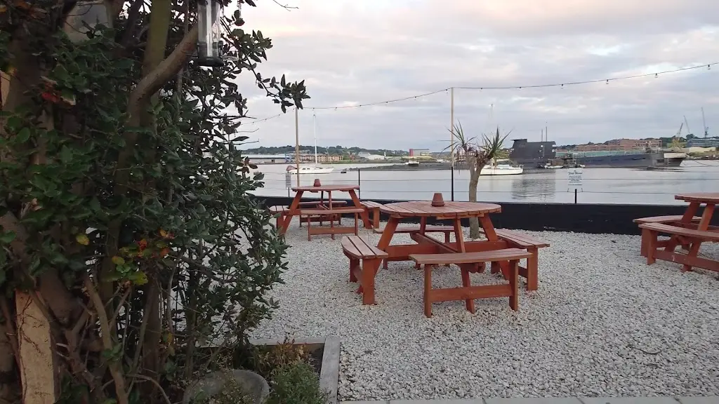 The Boat House_Strood_slider_image_2