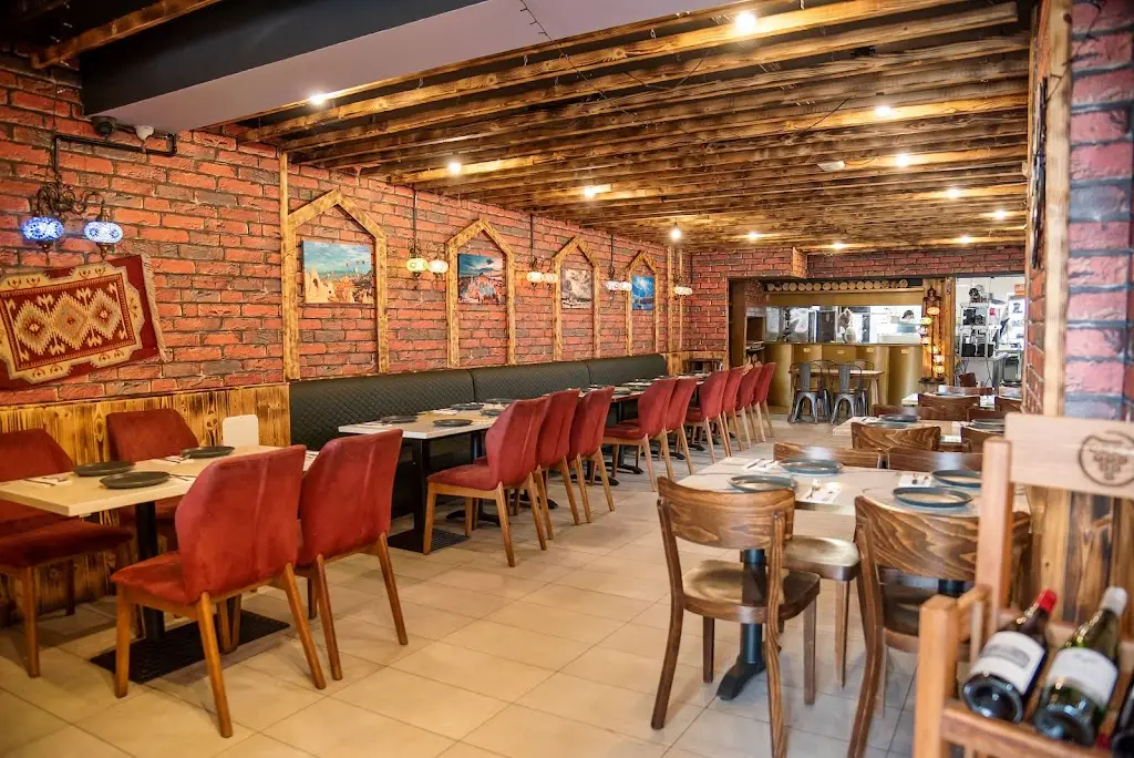 BEYBABA TURKISH RESTAURANT restaurante en Strood