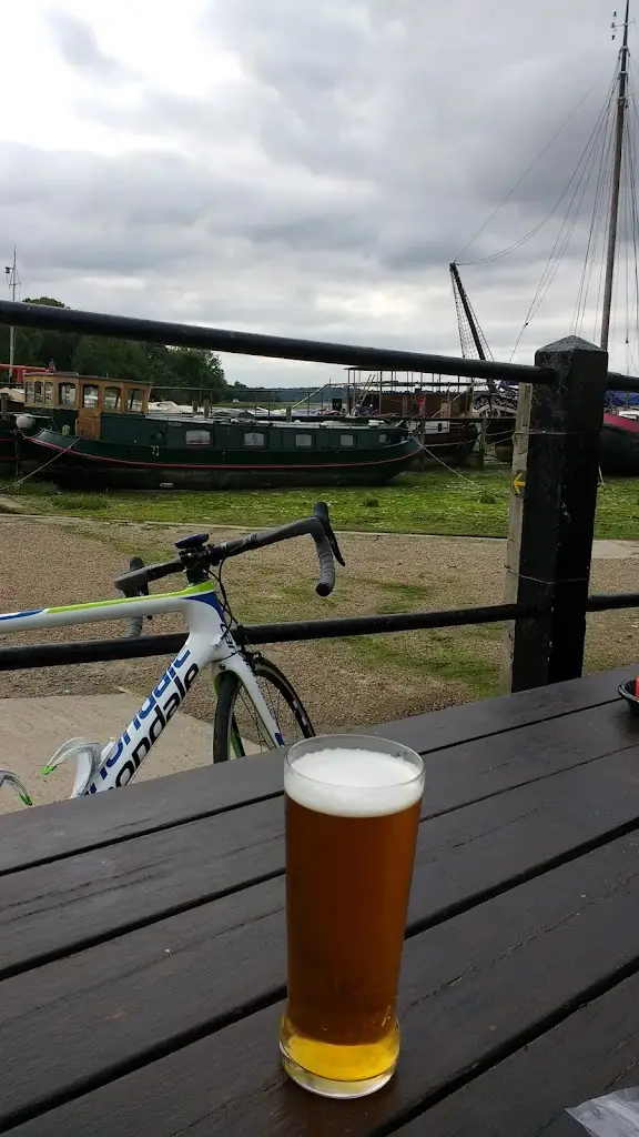 Menu_The Butt & Oyster_Suffolk_image_8