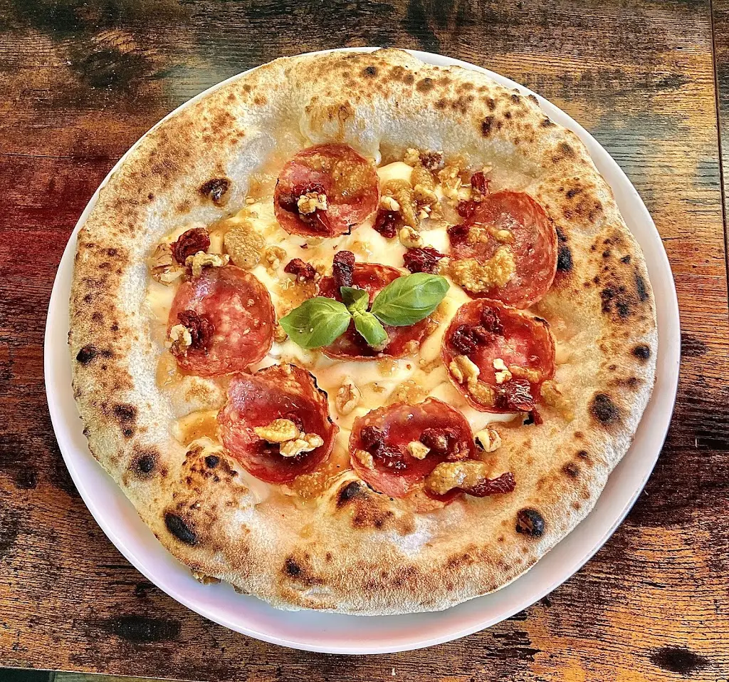 Biga Napoletana Pizzeria_Stowmarket_slider_image_3