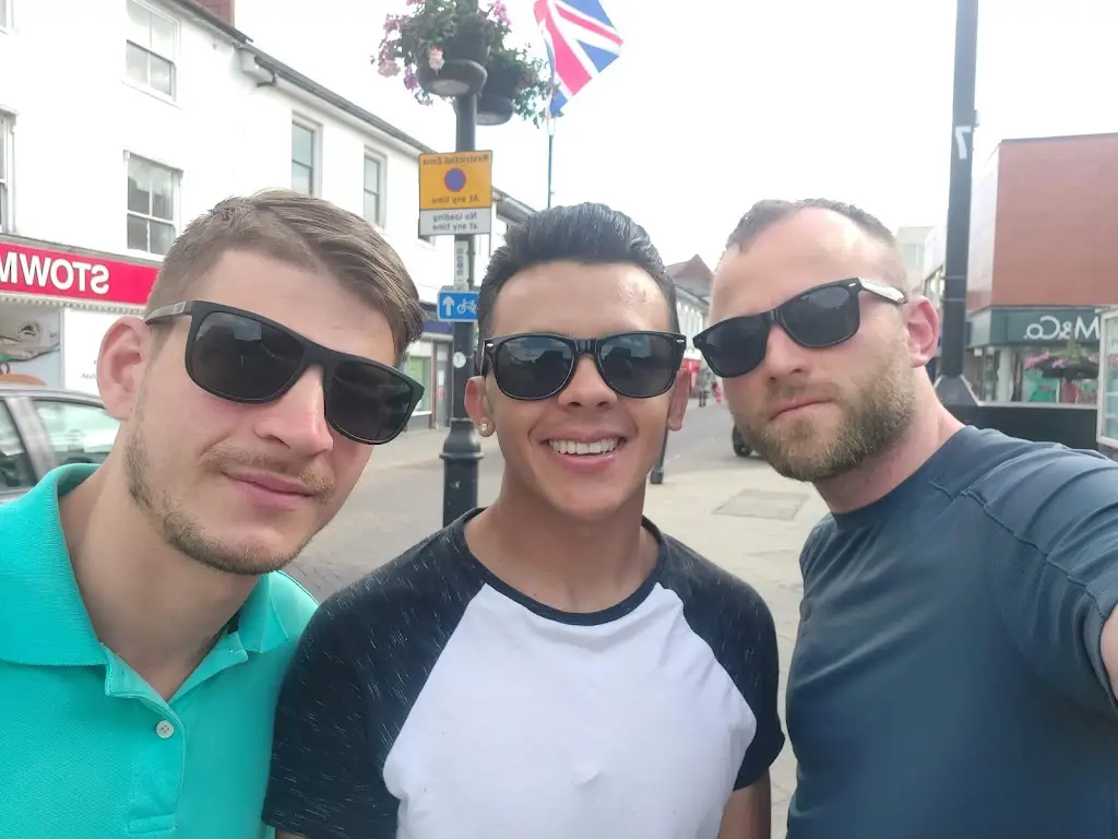 Viktors Jesjmans_Bella Sorrento_Stowmarket_review