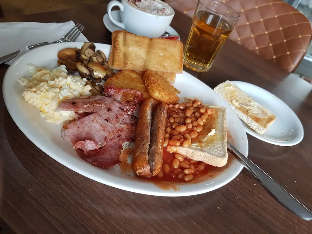 Ian Monaghan_Lime Tree Café_Stowmarket_review