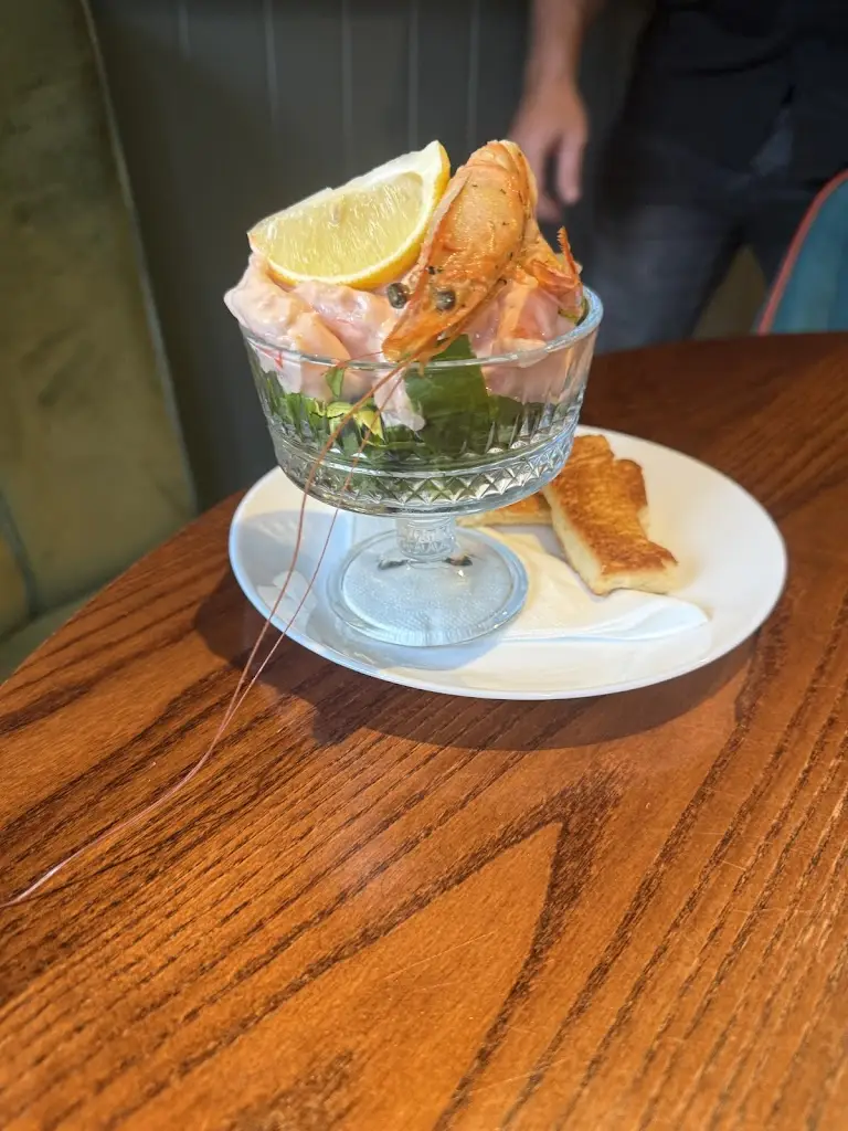 Natalie Gardiner_Browns Beaconsfield_Beaconsfield_review